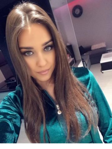 Николь Пышка